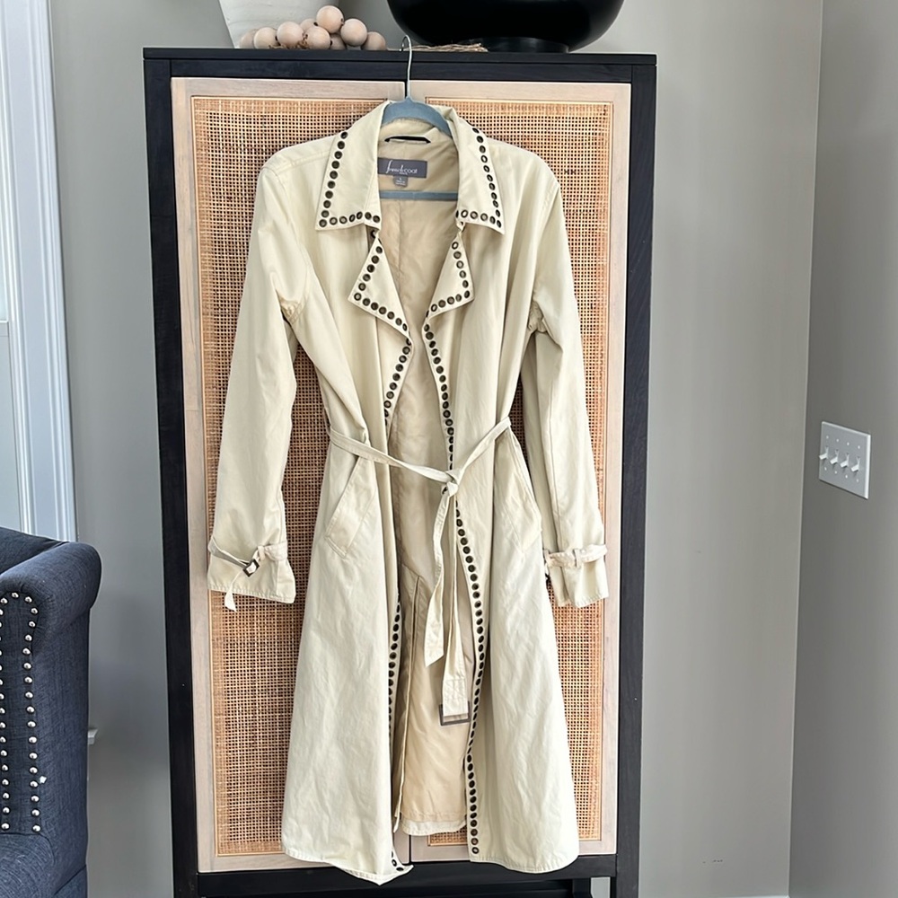 frenchCoat Paris belted trench with grommets size L